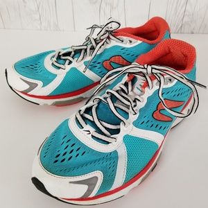 Newton • Gravity IV Running Shoes • SZ 8.5